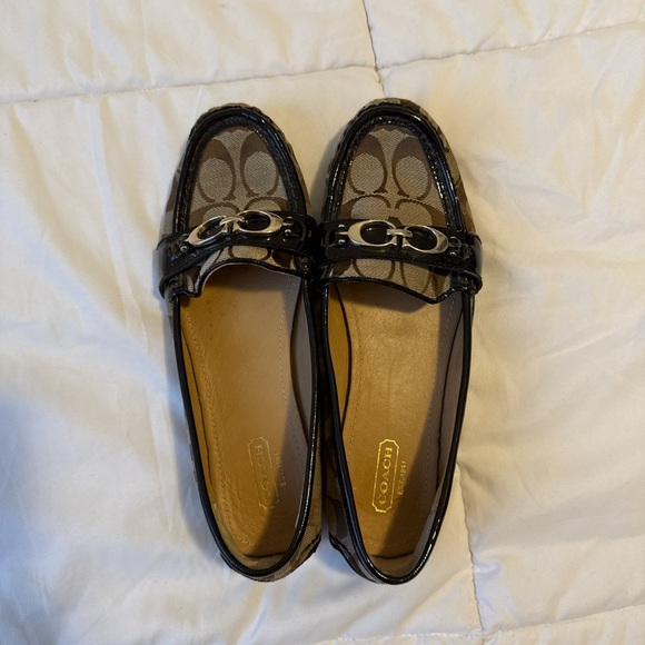 Coach Women's Black and Tan Loafers - Picture 1 of 5
